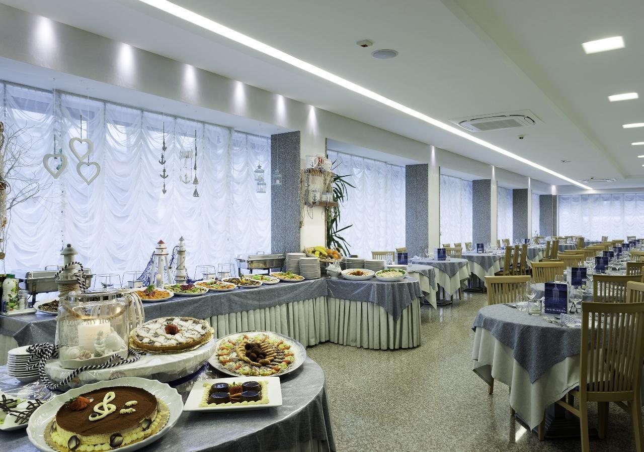 Hotel Poker Riccione Exterior photo